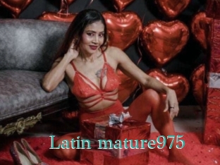 Latin_mature975